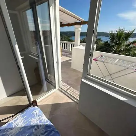 Croatia Holidays With Pool & Sauna, Near Sandy - Rab Agata شقة *