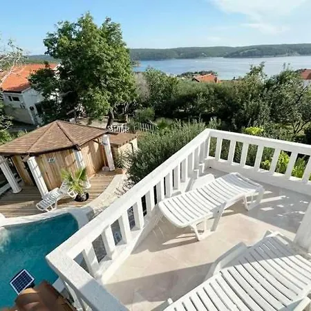 Croatia Holidays With Pool & Sauna, Near Sandy - Rab Agata شقة *