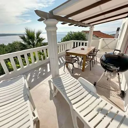 Croatia Holidays With Pool & Sauna, Near Sandy - Rab Agata شقة