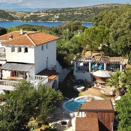 Croatia Holidays With Pool & Sauna, Near Sandy - Rab Agata *