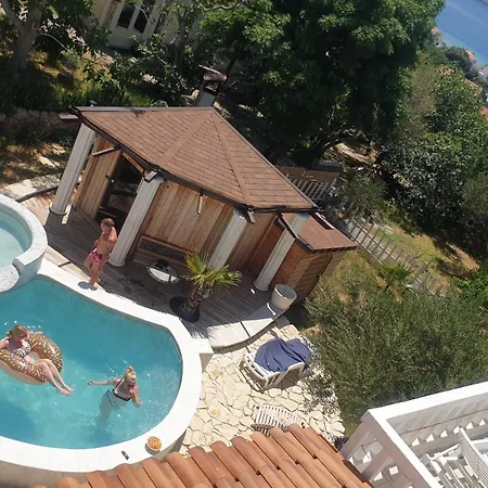 Croatia Holidays With Pool & Sauna, Near Sandy - Rab Agata *