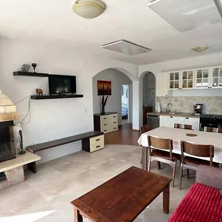 Appartamento Croatia Holidays With Pool & Sauna, Near Sandy - Rab Agata
