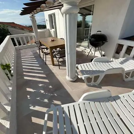 Croatia Holidays With Pool & Sauna, Near Sandy - Rab Agata