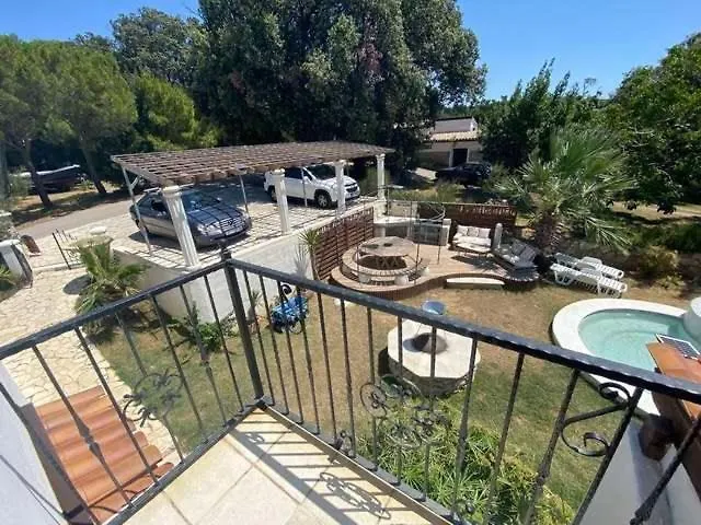 Croatia Holidays With Pool & Sauna, Near Sandy - Rab Agata アパート *