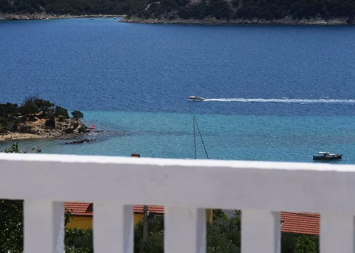 アパート Croatia Holidays With Pool & Sauna, Near Sandy - Rab Agata スペタルスカ・ドラガ